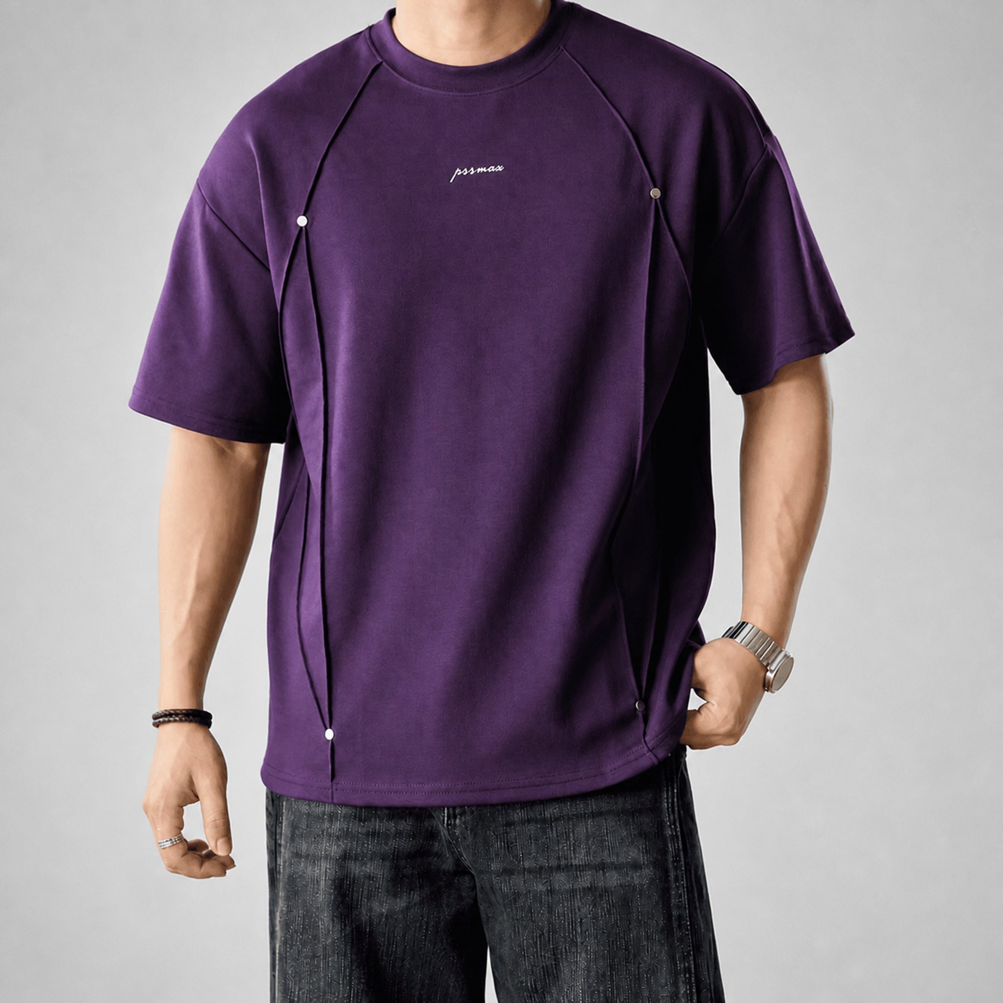 VAREN FORM Men's Pleated Studded Relaxed T-Shirt front model view