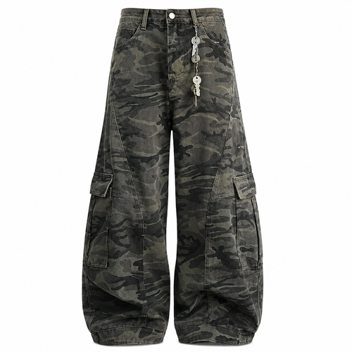 VAREN FORM Camo Barrel Cargo Pants in Olive Camo