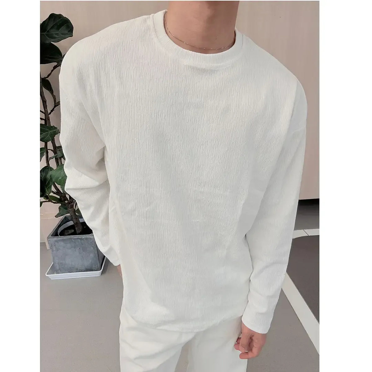 Men's Textured Relaxed Long-Sleeve T-Shirt in white - worn view
