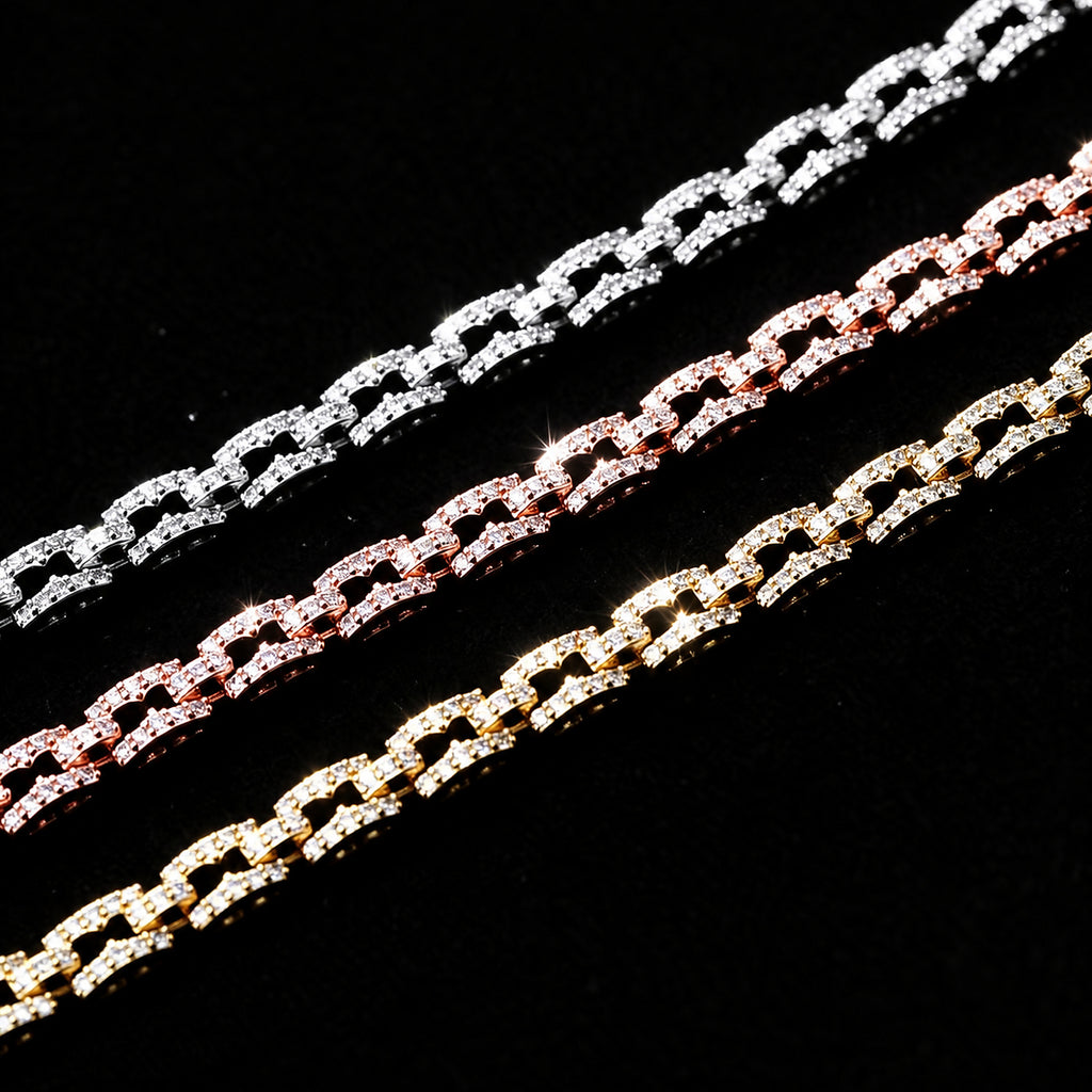 Cubic Zirconia Link Bracelet close-up in silver, gold and rose gold - detail view