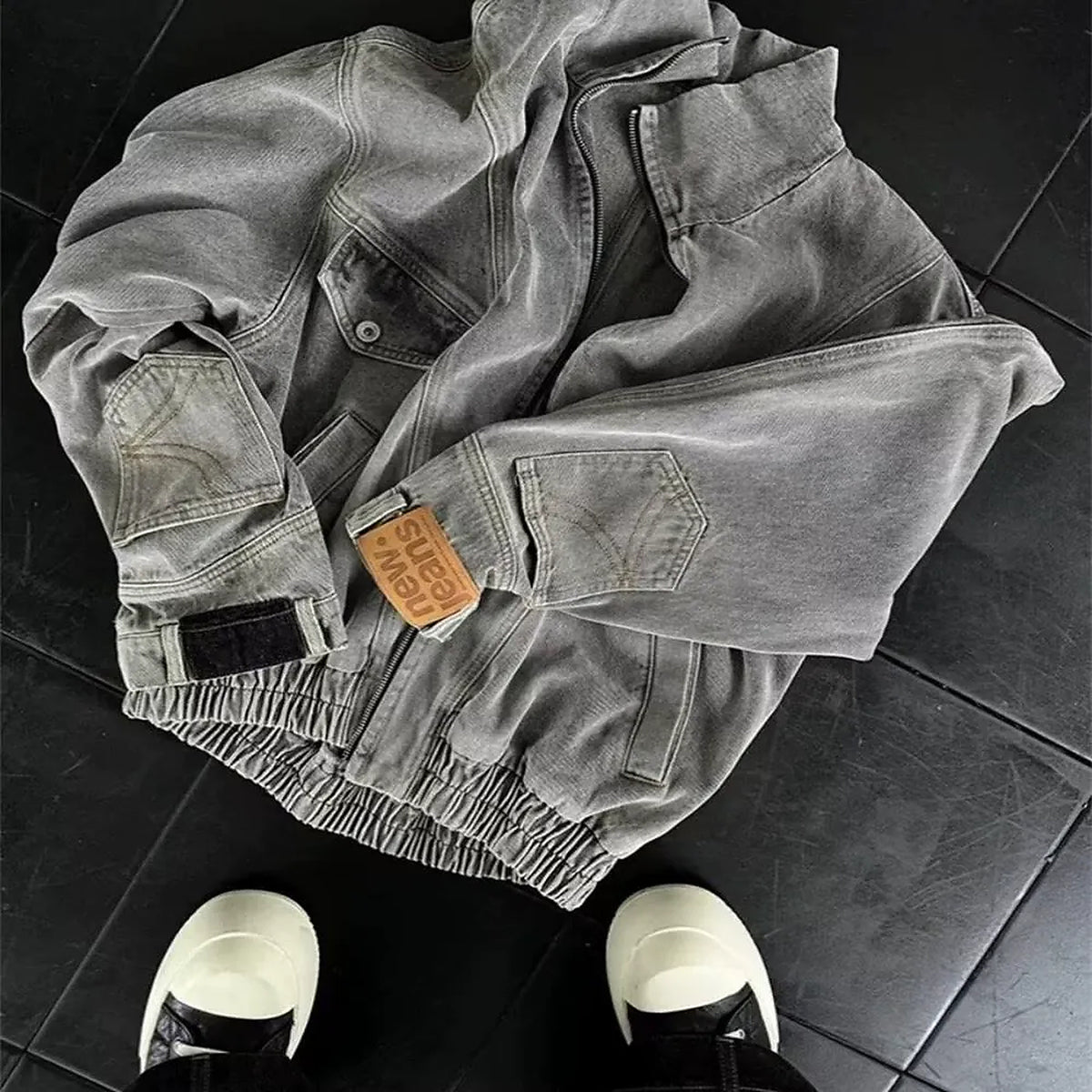 Men's Washed Oversized Denim Jacket with Exposed Seams - detail reference